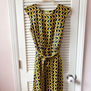 Elizabeth McKay Belted Gold Chain Dress - 2 EUC